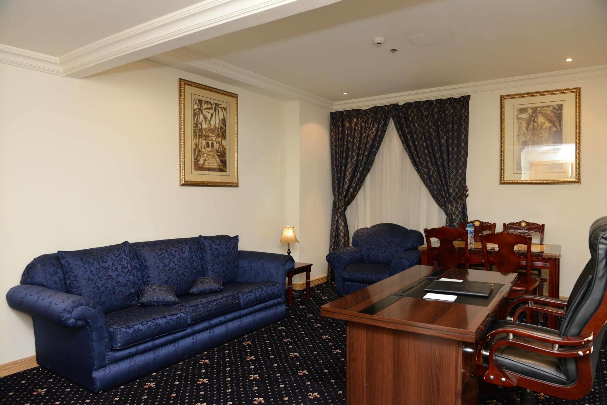 Cayam Hotel Doha Exterior photo