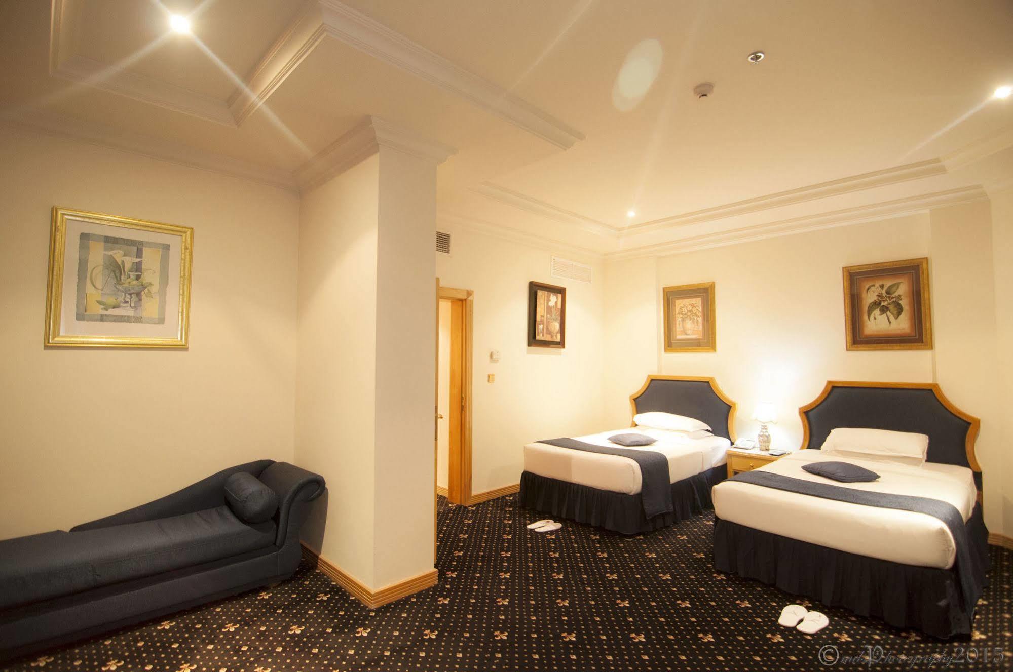 Cayam Hotel Doha Exterior photo